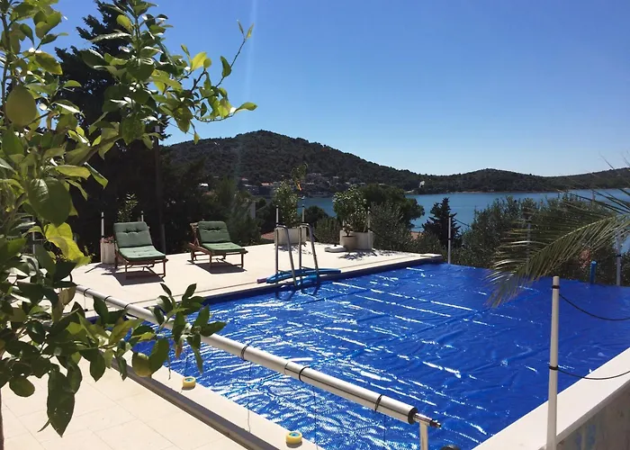 Villa Lana Apartments